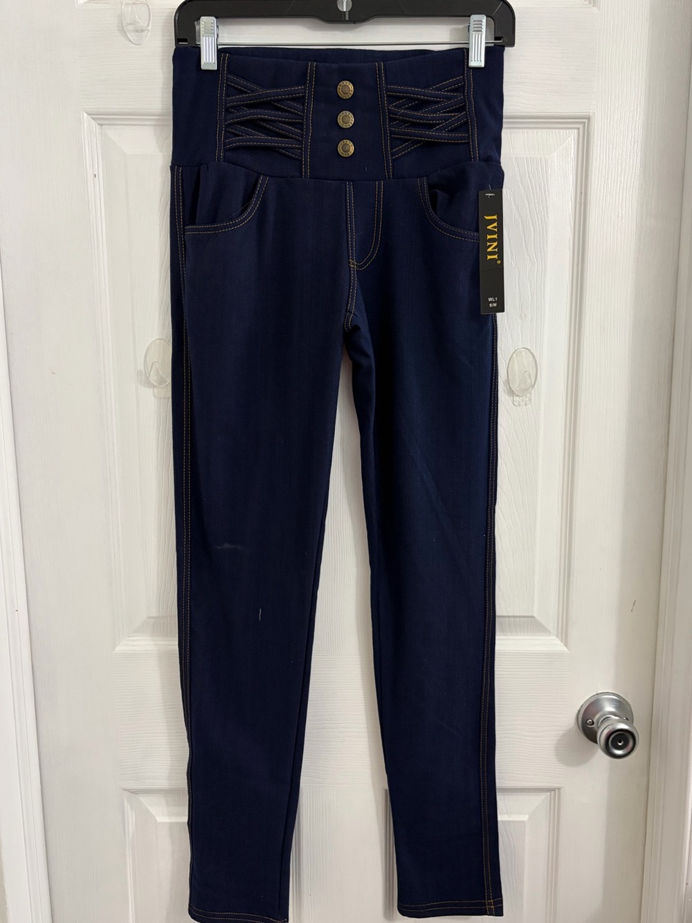 JVINI Navy High-Waist Skinny Jeans with elastic waist. Size S/M $10
